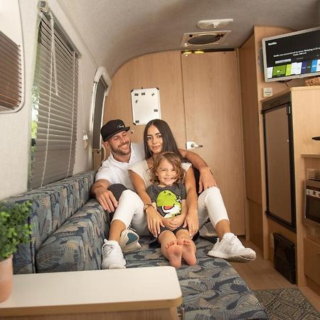 Airstream In The Center Of It All Miami Buitenkant foto